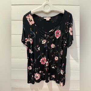 Floral Ruched V-Neck Top by In Every Story – Size 1X